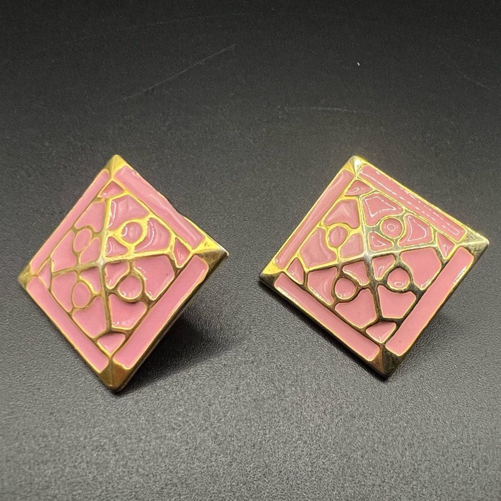 Retro Pink Enamel and Gold Tone Geometric Earrings Girly Feminine